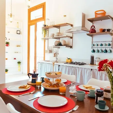 Bed & Breakfast Relais Cuorenapoletano 4*