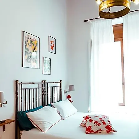 Relais Cuorenapoletano Bed & Breakfast Neapel