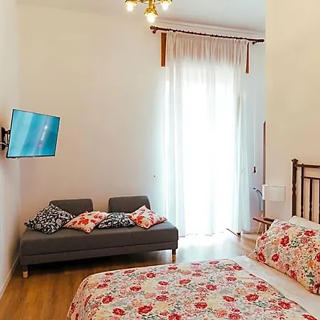 Relais Cuorenapoletano Nocleg ze śniadaniem 4*