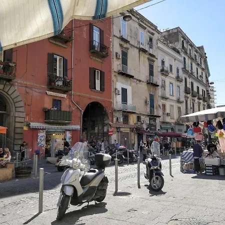 Relais Cuorenapoletano Bed & Breakfast 4*